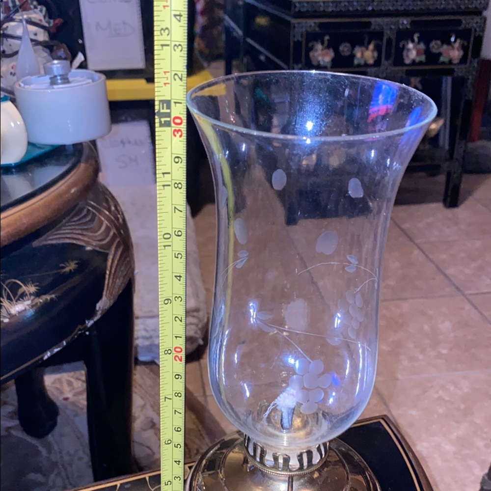 Elegant English made for Lamplight Gold Hurricane Lamp - Picture 6 of 6